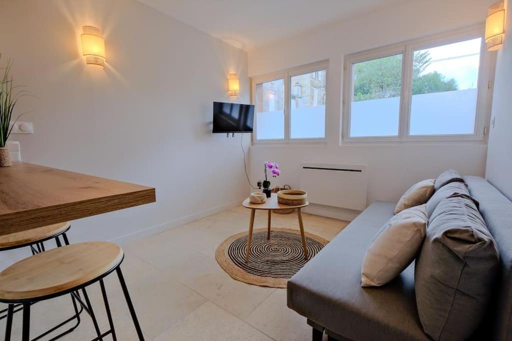 La Confidence Apartment Perigueux Exterior photo